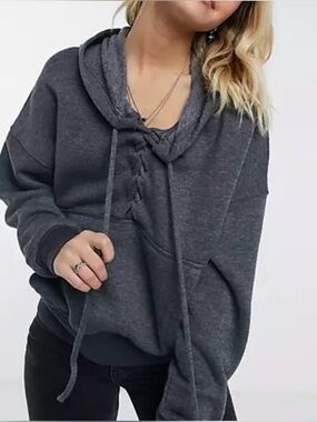 Free People Movement Believe It Lace Up Hoodie cropped
Small, fits larger